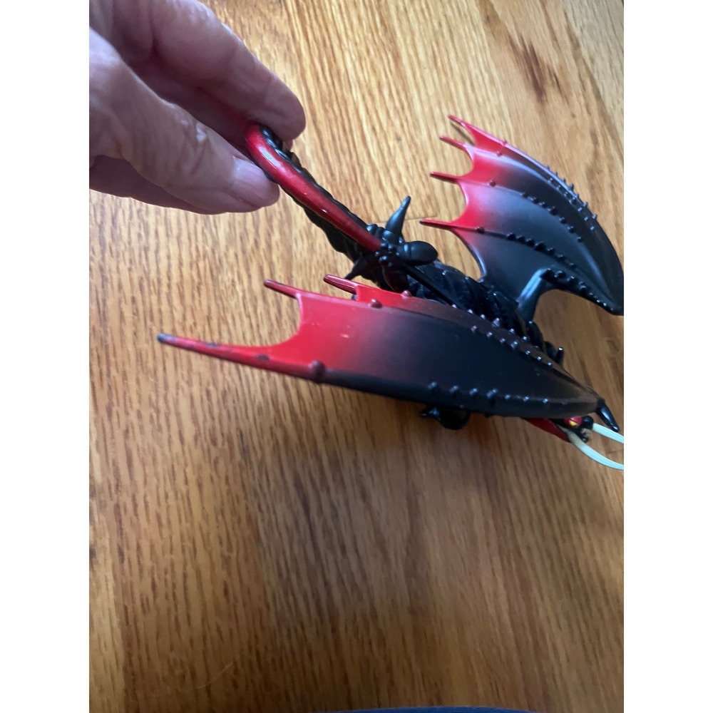 DreamWorks How to Train Your Dragon Deathgripper  Black Red Action Figure